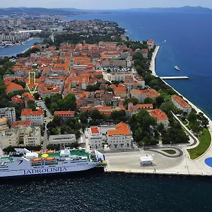 Gasthuis Tisa Old Town, Zadar